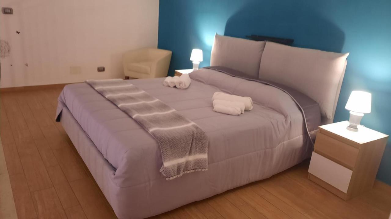 White Home Quartieri Spagnoli Neapel Exterior foto
