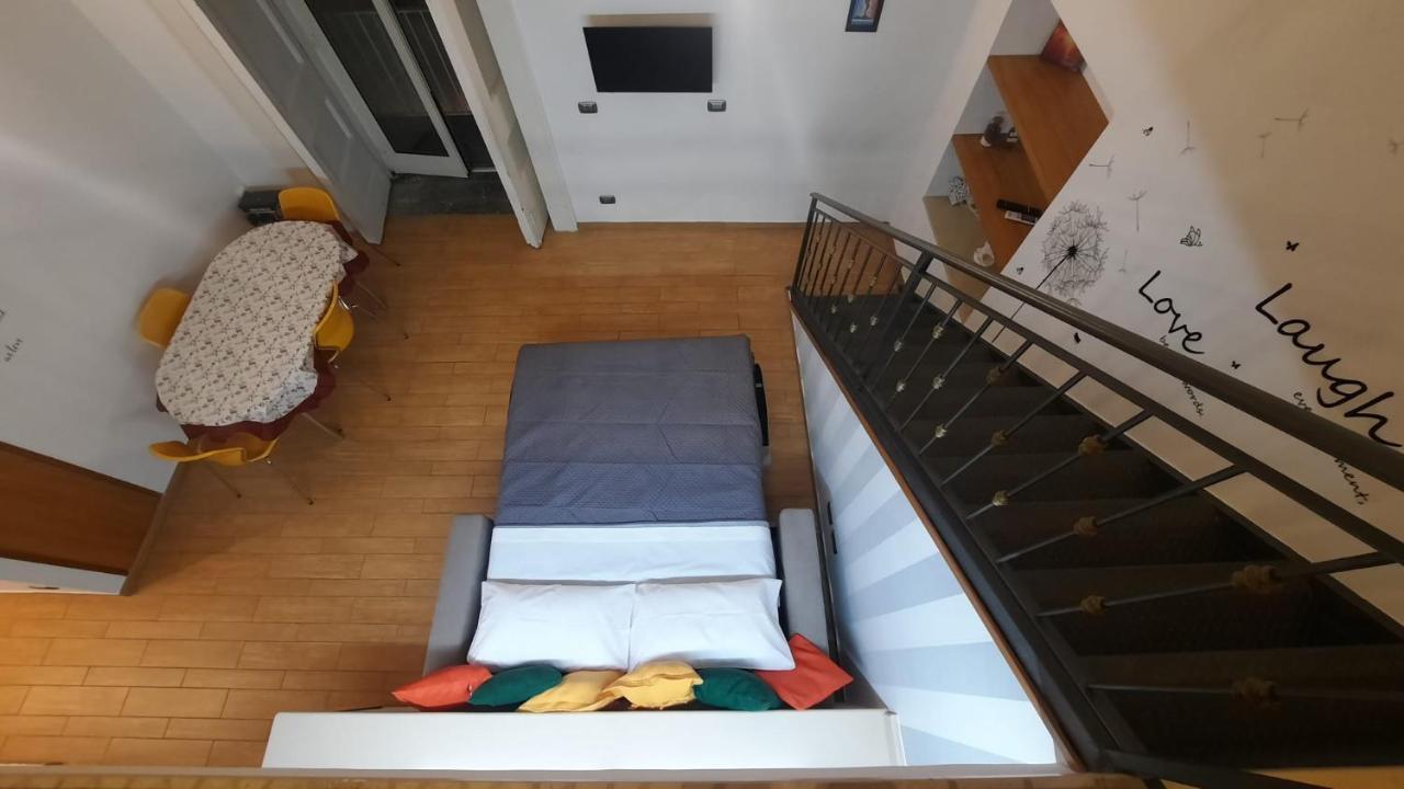 White Home Quartieri Spagnoli Neapel Exterior foto