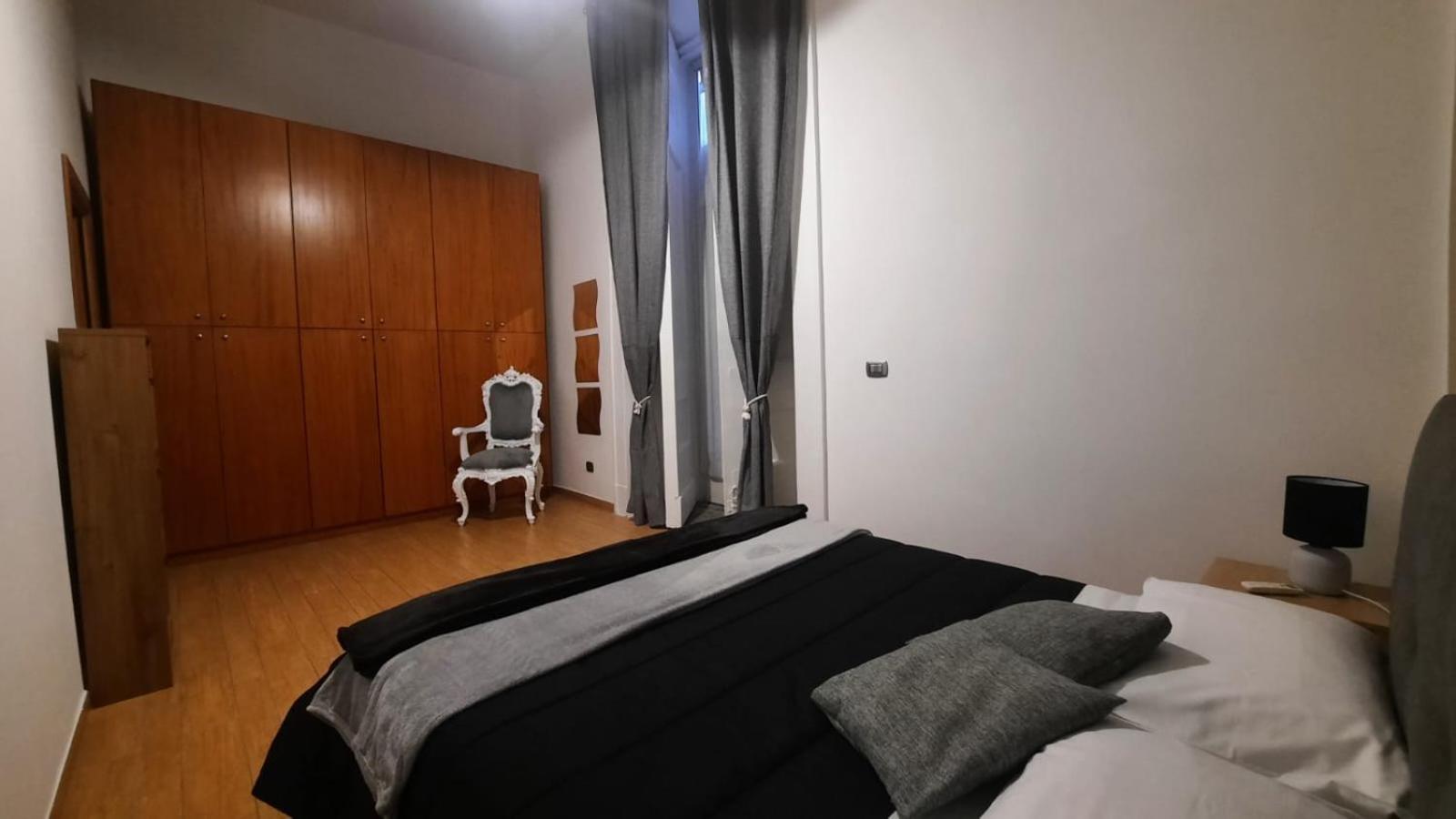 White Home Quartieri Spagnoli Neapel Exterior foto